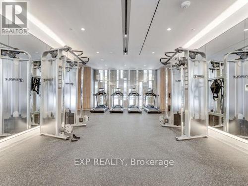 1005E - 576 Front Street W, Toronto, ON - Indoor Photo Showing Gym Room