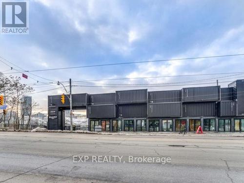 1005E - 576 Front Street W, Toronto, ON - Outdoor