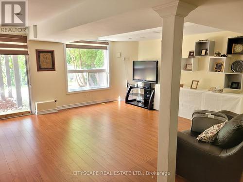 Bsmt - 652 Mcbean Avenue, Newmarket, ON - Indoor