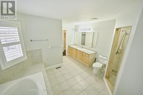 27 Horizon Street, Brampton, ON - Indoor Photo Showing Bathroom