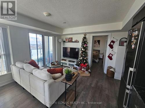 1208 - 7 Mabelle Avenue, Toronto, ON - Indoor Photo Showing Living Room