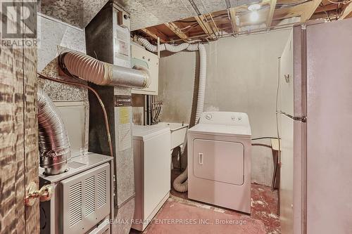 13 Carisbrooke Court, Brampton, ON - Indoor Photo Showing Laundry Room