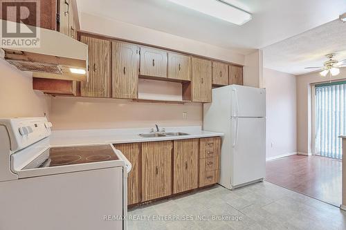 13 Carisbrooke Court, Brampton, ON - Indoor Photo Showing Laundry Room