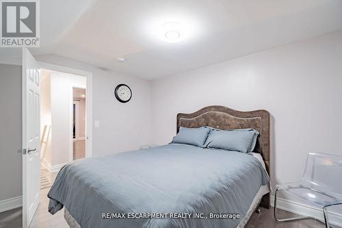 4733 River Road, Niagara Falls, ON - Indoor Photo Showing Bedroom