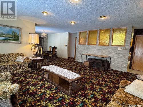 461 Railway Avenue S, Bruno, SK - Indoor Photo Showing Living Room