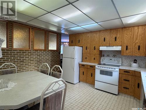 461 Railway Avenue S, Bruno, SK - Indoor Photo Showing Kitchen