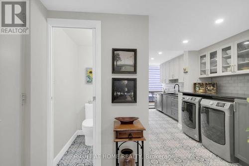 16 - 525 St Laurent Boulevard, Ottawa, ON - Indoor Photo Showing Laundry Room