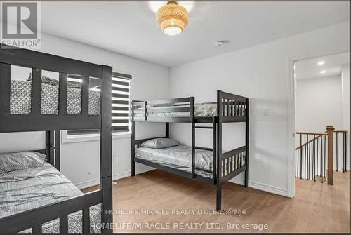 3205 Mosley Street, Wasaga Beach, ON - Indoor Photo Showing Bedroom