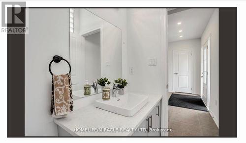 3205 Mosley Street, Wasaga Beach, ON - Indoor Photo Showing Bathroom