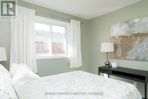 50 Dawson Crescent, Milton, ON - Indoor Photo Showing Bedroom