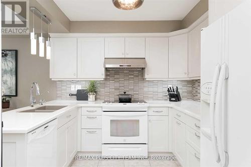 50 Dawson Crescent, Milton, ON - Indoor Photo Showing Kitchen With Double Sink