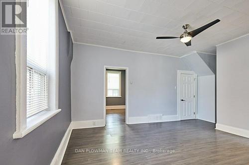 20 Queen Street, Kawartha Lakes, ON - Indoor Photo Showing Other Room