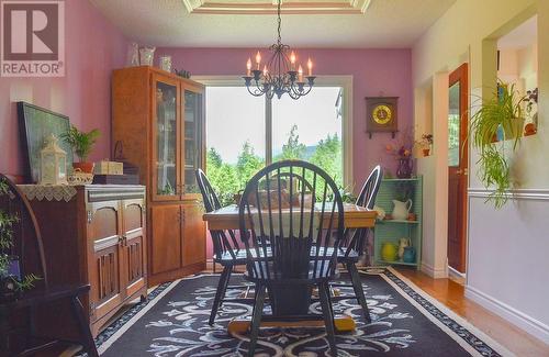 4438 Queensway Drive, Terrace, BC - Indoor Photo Showing Dining Room