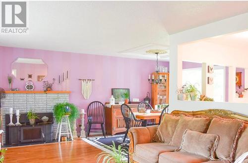 4438 Queensway Drive, Terrace, BC - Indoor Photo Showing Living Room