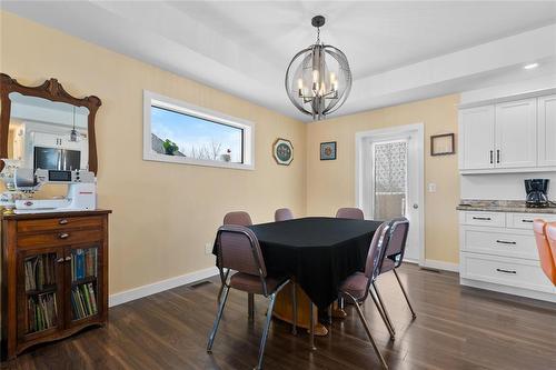 26 Bramblewood Street, Kleefeld, MB - Indoor Photo Showing Dining Room