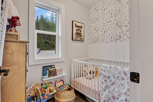 8200 23 Highway, Revelstoke, BC - Indoor