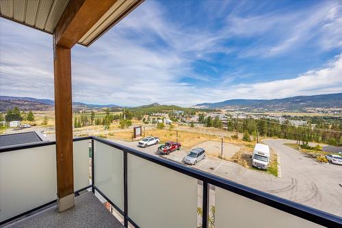 301-975 Academy Way, Kelowna, BC - Outdoor With View