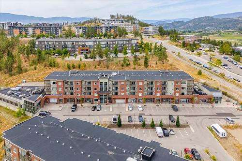 301-975 Academy Way, Kelowna, BC - Outdoor With View