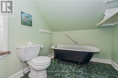 45 Water Street East, Centre Wellington (Elora/Salem), ON - Indoor Photo Showing Bathroom