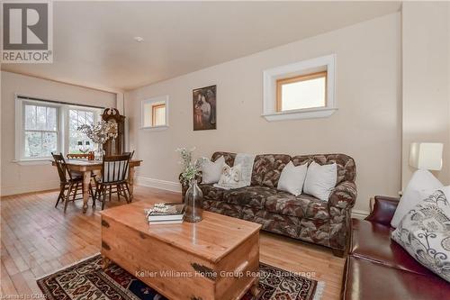 45 Water Street East, Centre Wellington (Elora/Salem), ON - Indoor Photo Showing Living Room