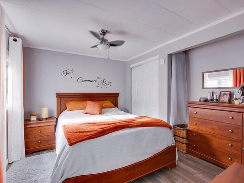 Chambre Ã  coucher principale - 15 2E Rue, Gatineau (Gatineau), QC - Indoor Photo Showing Bedroom