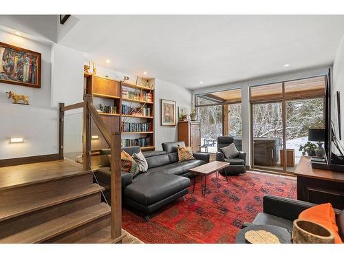 Family room - 1262 Allée Des Chevaux-Blancs, Mont-Tremblant, QC - Indoor Photo Showing Living Room