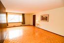 1J-300 Roslyn Rd, Winnipeg, MB 