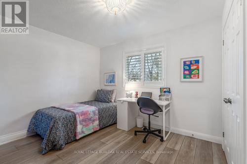 596 Thornwood Avenue, Burlington, ON - Indoor Photo Showing Bedroom