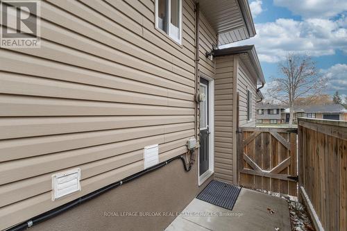 596 Thornwood Avenue, Burlington, ON - Outdoor