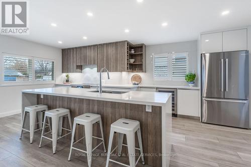 596 Thornwood Avenue, Burlington, ON - Indoor Photo Showing Kitchen With Upgraded Kitchen