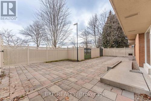 312 - 2000 Jasmine Crescent, Ottawa, ON - Outdoor