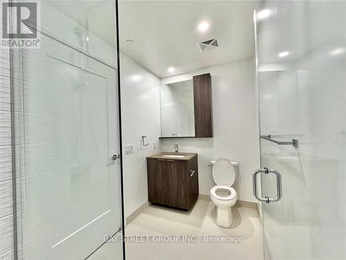 2806 - 70 Annie Craig Drive, Toronto, ON - Indoor Photo Showing Bathroom