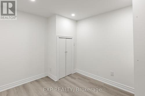 96 Gainsborough Road, Hamilton, ON - Indoor Photo Showing Other Room