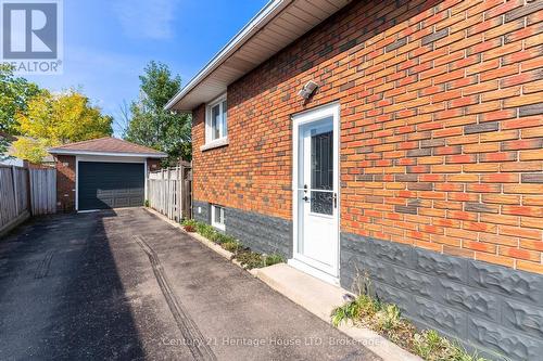 163 Camrose Avenue, Welland (773 - Lincoln/Crowland), ON - Outdoor With Exterior