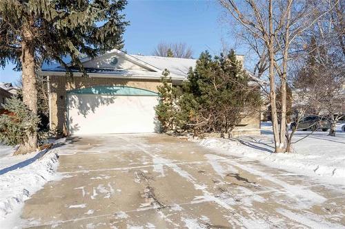 4 Hookway Cr, Winnipeg, MB 