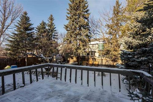 4 Hookway Cr, Winnipeg, MB 