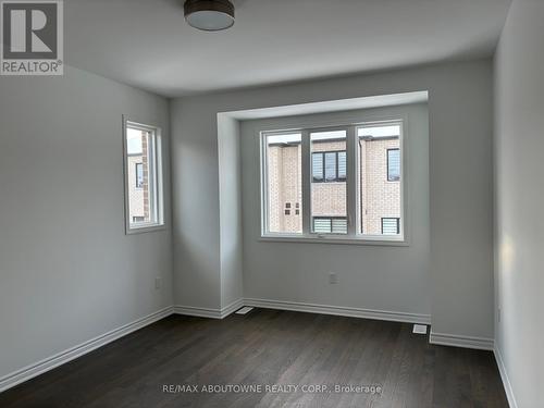 3034 Langdon Road, Oakville, ON - Indoor Photo Showing Other Room