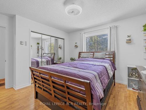 72 Cooper St, East Luther Grand Valley, ON - Indoor Photo Showing Bedroom