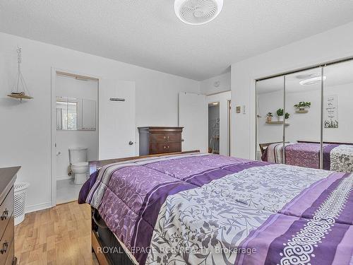 72 Cooper St, East Luther Grand Valley, ON - Indoor Photo Showing Bedroom