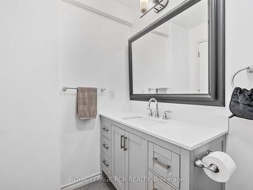 72 Cooper St, East Luther Grand Valley, ON - Indoor Photo Showing Bathroom