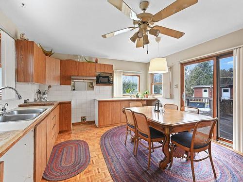 Kitchen - 195 34E Rue O., Venise-En-Québec, QC - Indoor