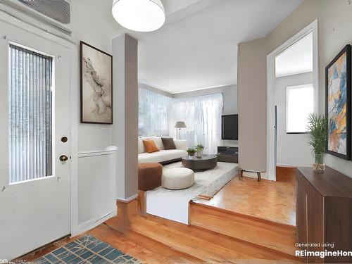 Living room - 195 34E Rue O., Venise-En-Québec, QC - Indoor Photo Showing Other Room