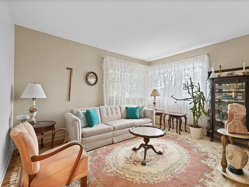 Living room - 195 34E Rue O., Venise-En-Québec, QC - Indoor Photo Showing Living Room