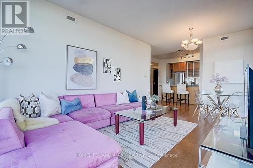 2109 - 18 Yorkville Avenue, Toronto, ON - Indoor Photo Showing Living Room