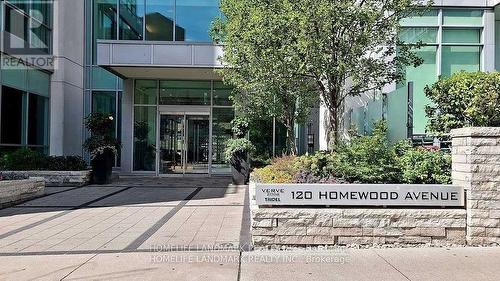 902 - 120 Homewood Avenue, Toronto, ON - Outdoor