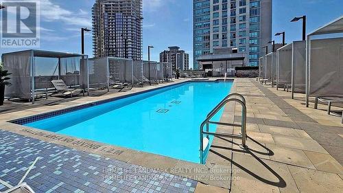 902 - 120 Homewood Avenue, Toronto, ON - Outdoor With In Ground Pool