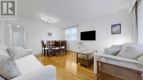 188 Pleasant Avenue, Toronto, ON - Indoor Photo Showing Living Room