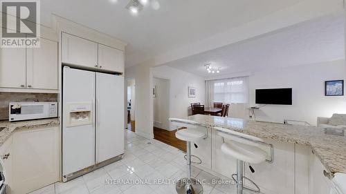 188 Pleasant Avenue, Toronto, ON - Indoor Photo Showing Kitchen