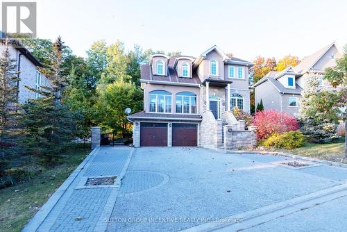 33 Cumming Drive, Barrie, ON - Outdoor With Facade