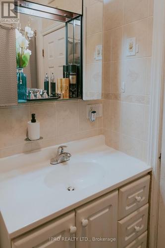 183 Livingstone Avenue W, Toronto, ON - Indoor Photo Showing Bathroom